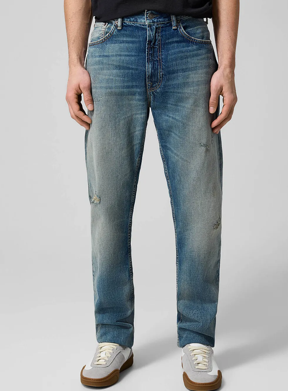 1979 slim-fit distressed jean