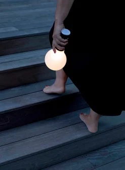 Aplô freestanding bulb lamp