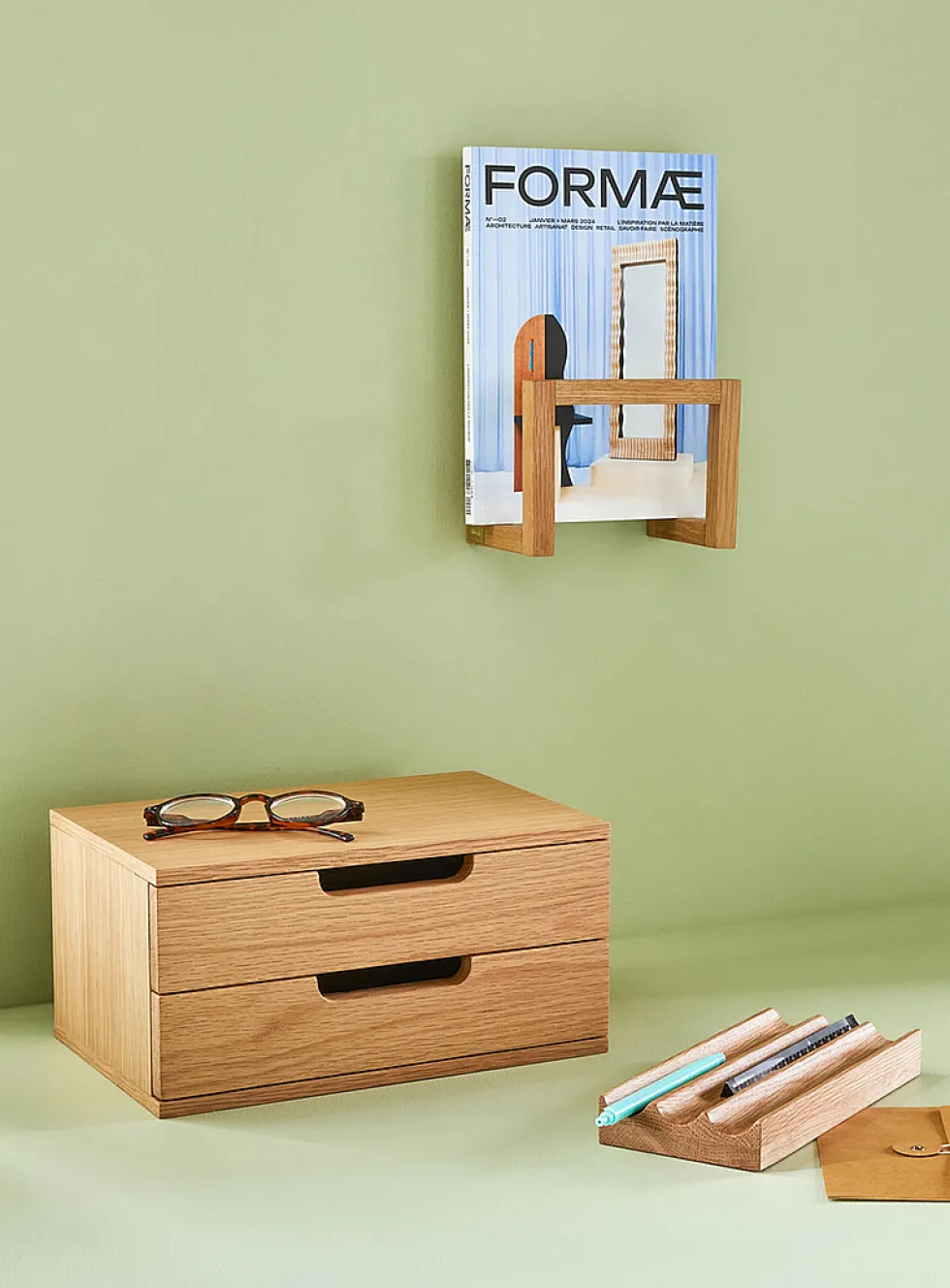 AtHand natural wood wall shelf