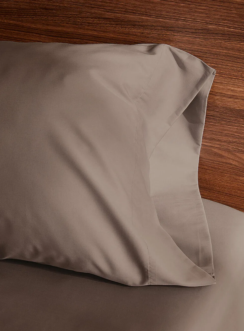 Bamboo rayon and organic cotton sheet set