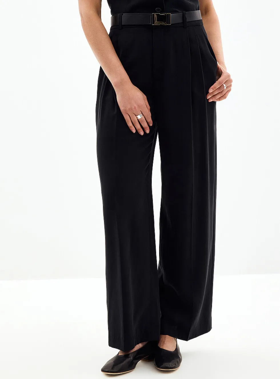 Belted flowy Essential pant