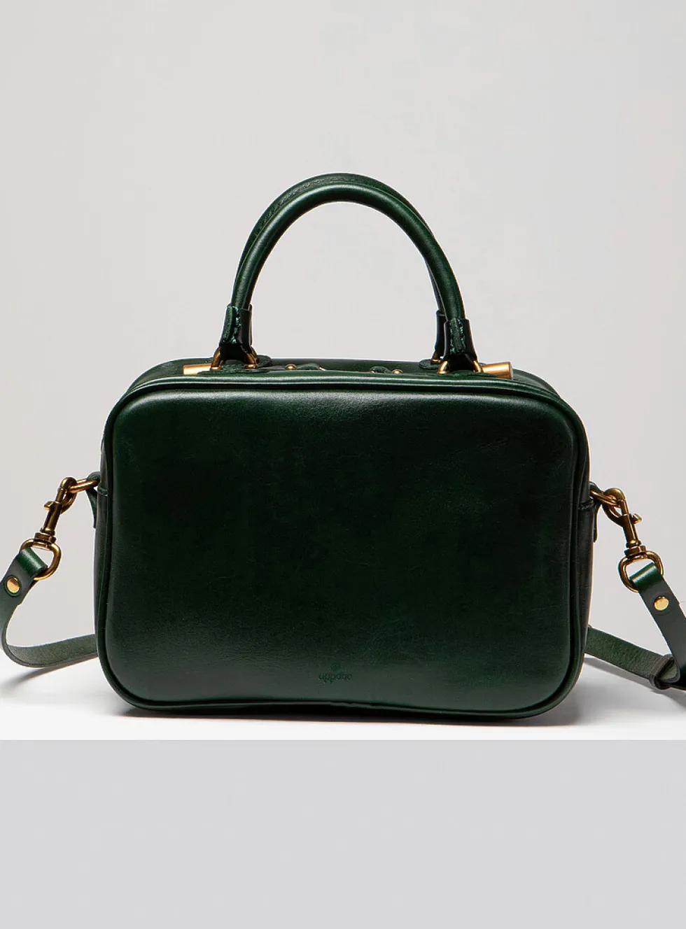 Bento sleek leather bag