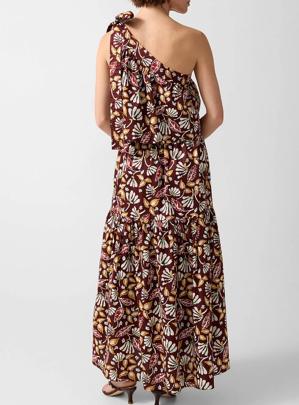 Botanical shapes tiered one-shoulder maxi dress