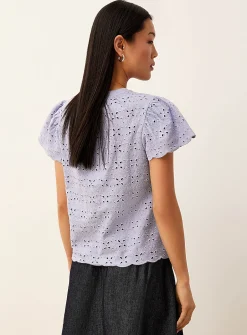 Broderie anglaise tee