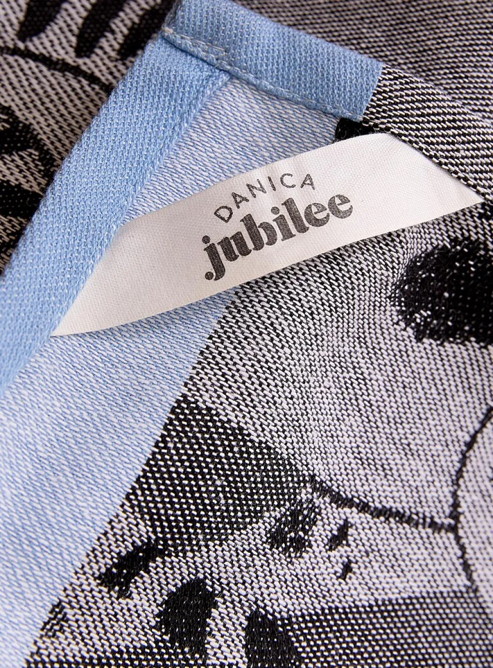 Cats jacquard tea towel