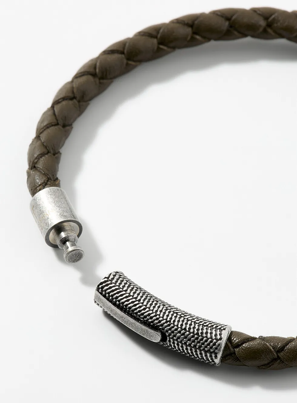 Chevron braided leather bracelet