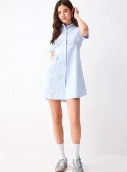 Cinched waist Oxford shirtdress