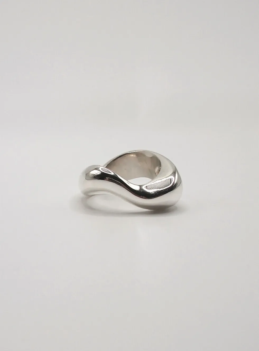 Clara sterling silver ring