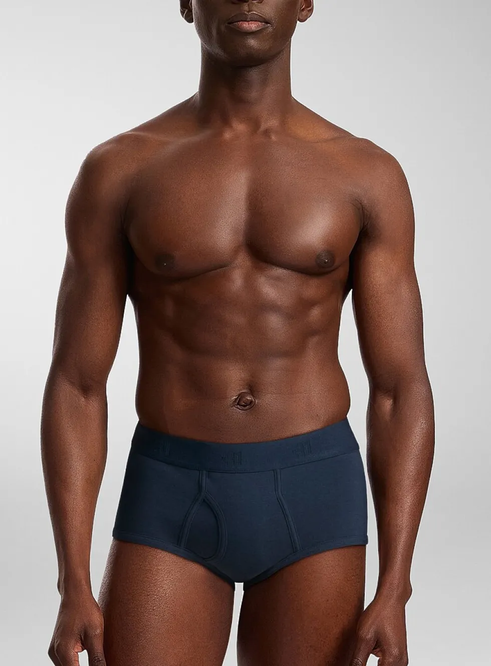 Classic solid briefs