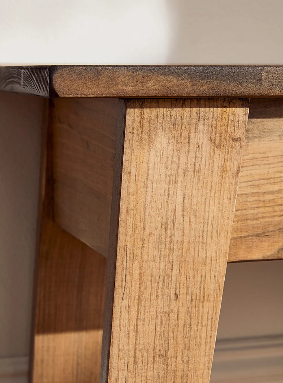 Collier rustique side table