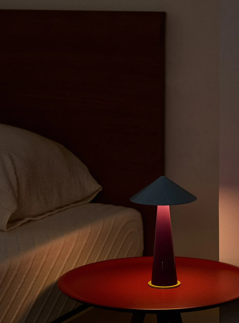 Colourful portable LED lamp
