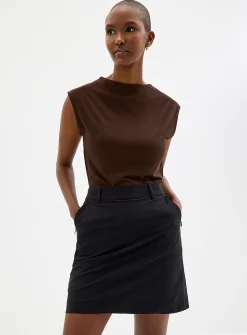 Comfort-waist technical fabric skort