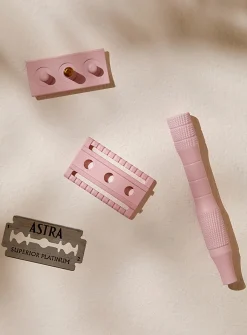 Complete shaving box set