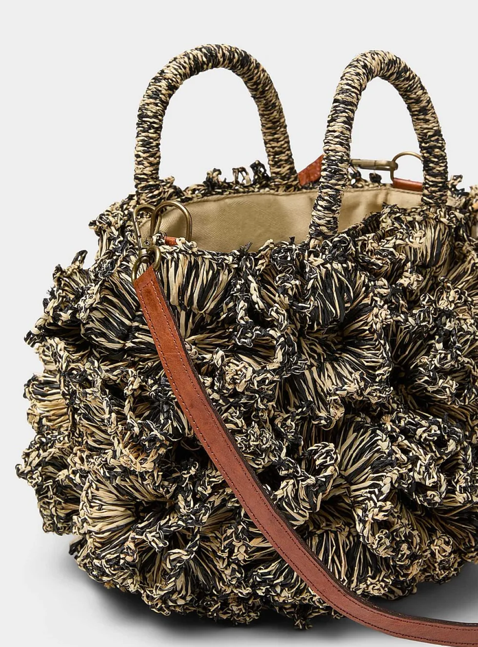 Coral reef small black and beige bag