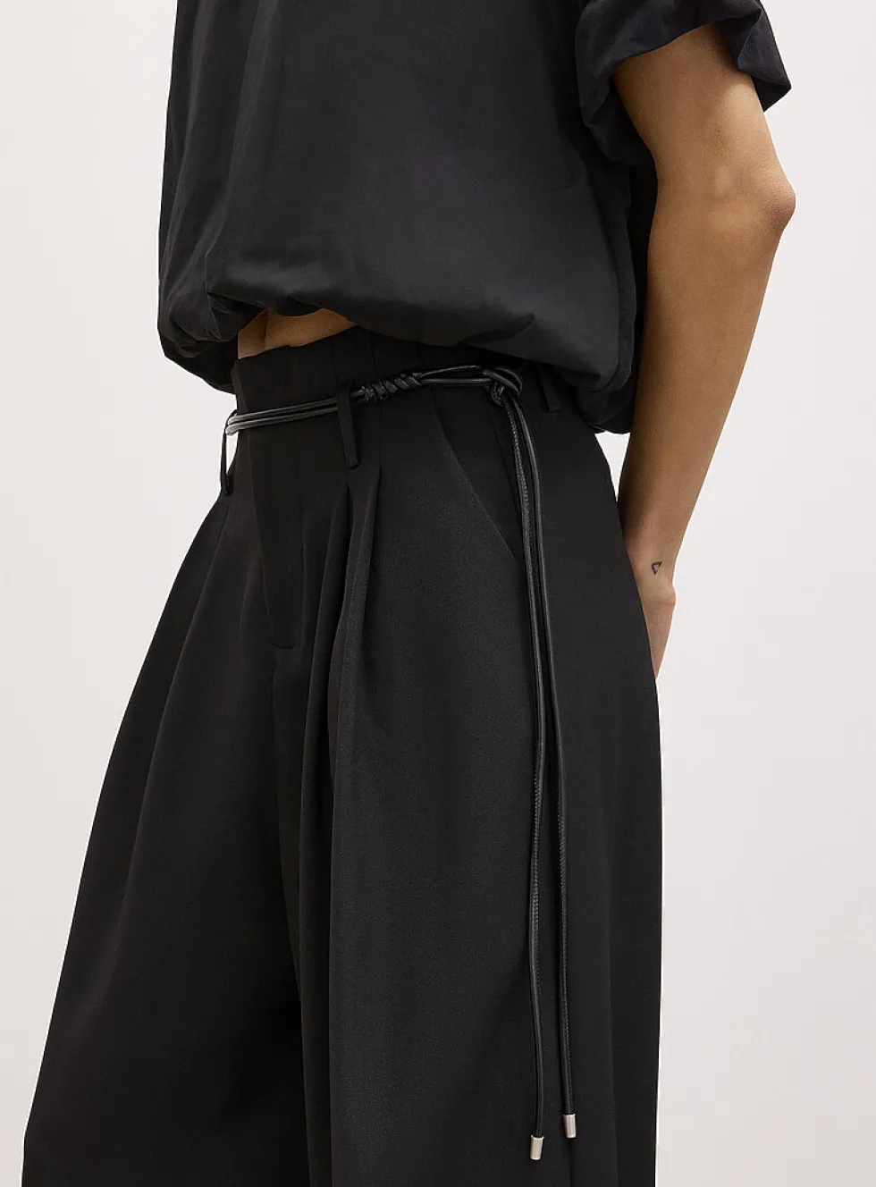 Cord belt pleated waist ultra-wide-leg pant