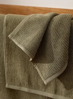 Cotton and modal towels