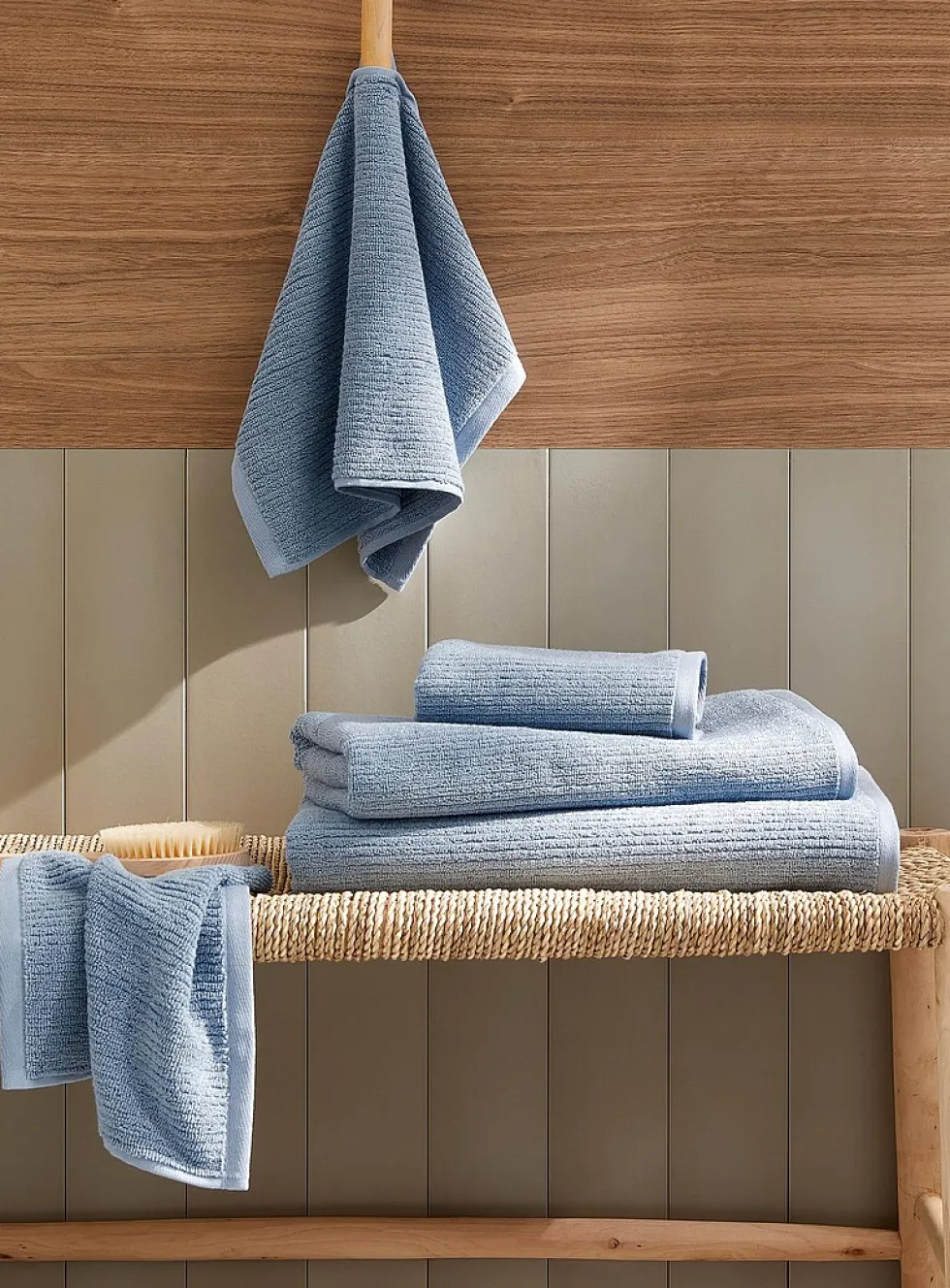 Cotton and modal towels