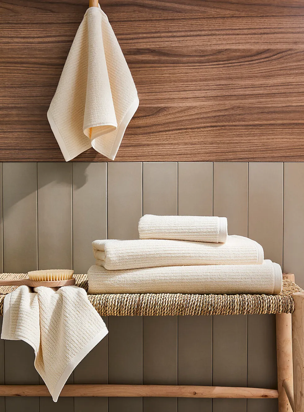 Cotton and modal towels