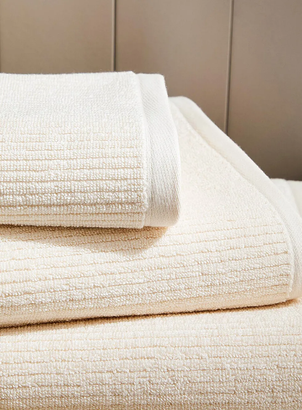 Cotton and modal towels