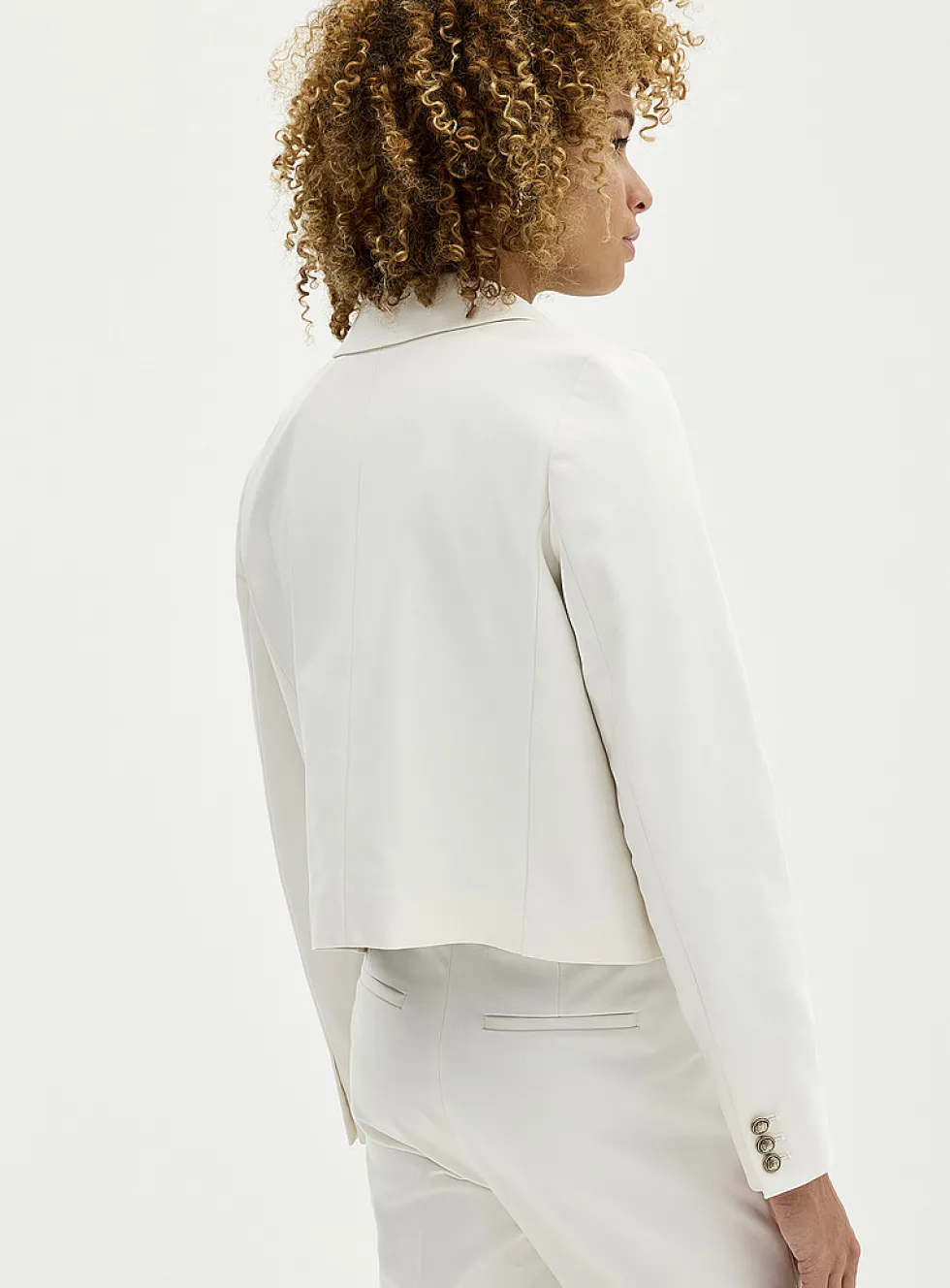 Crest buttons shirt-collar blazer