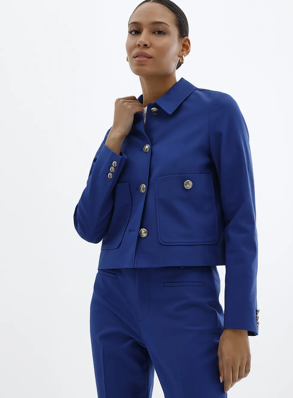 Crest buttons shirt-collar blazer