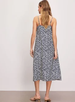 Crinkled texture flared midi dress