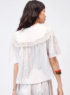 Crinkled-effect crochet details blouse