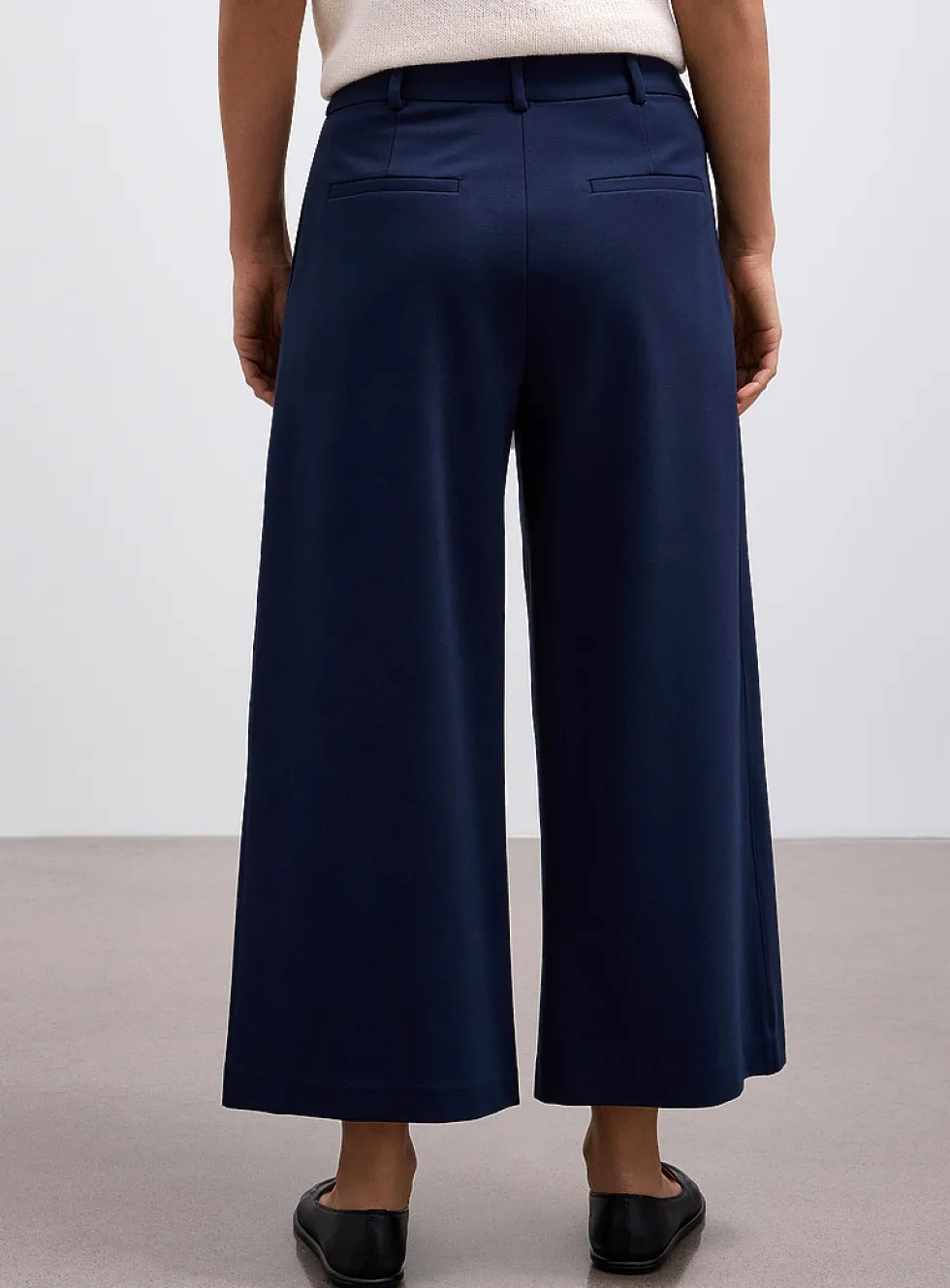Cropped ponte pant