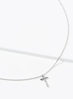 Cross pendant chain
