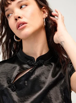 Decorative collar cap-sleeve minidress