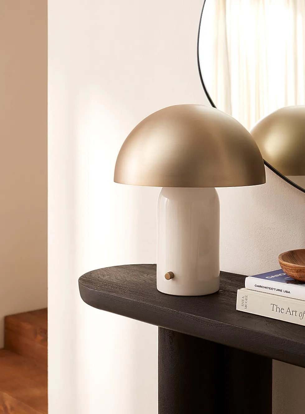 Domed shade sleek table lamp