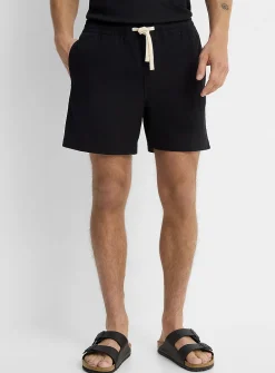Drawstring-waist chino short