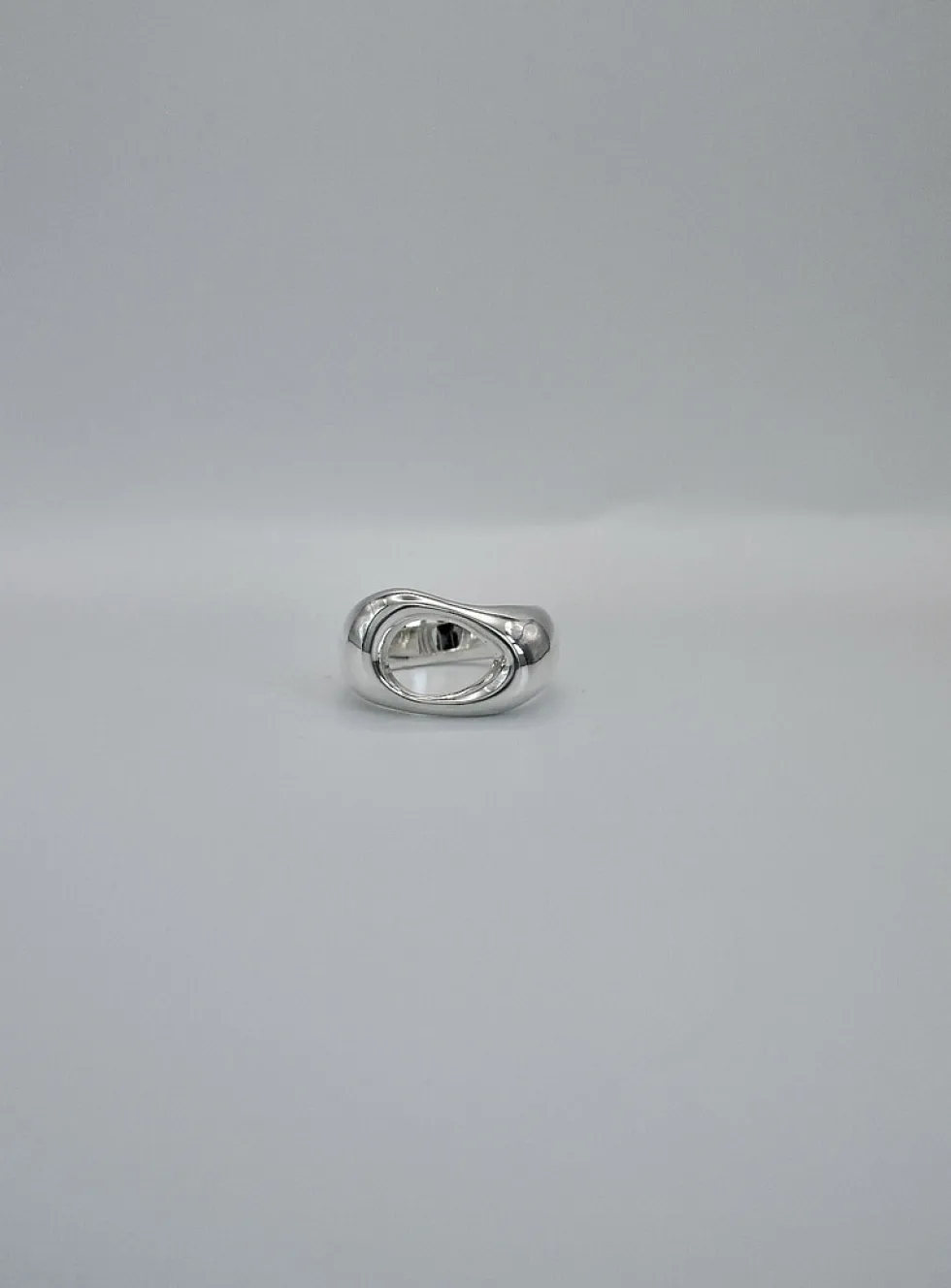 Eira ring