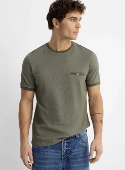 Embossed honeycomb T-shirt