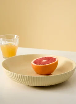 Embossed wide grooves pasta bowl