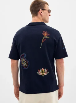 Embroidered Johnny collar polo