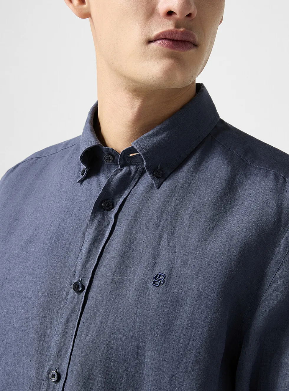 Embroidered monogram pure linen shirt