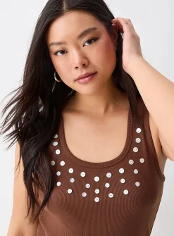 Embroidery detail fitted dress