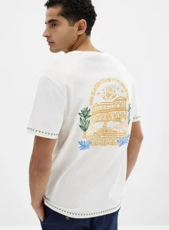 Exotic embroidery T-shirt