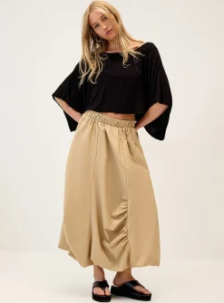 Fine jersey boat-neck poncho