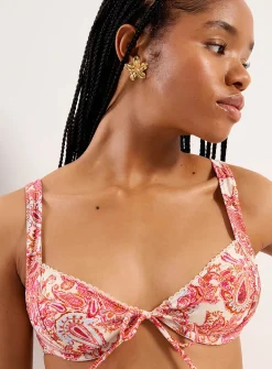 Fine lace-trim balconette bikini top