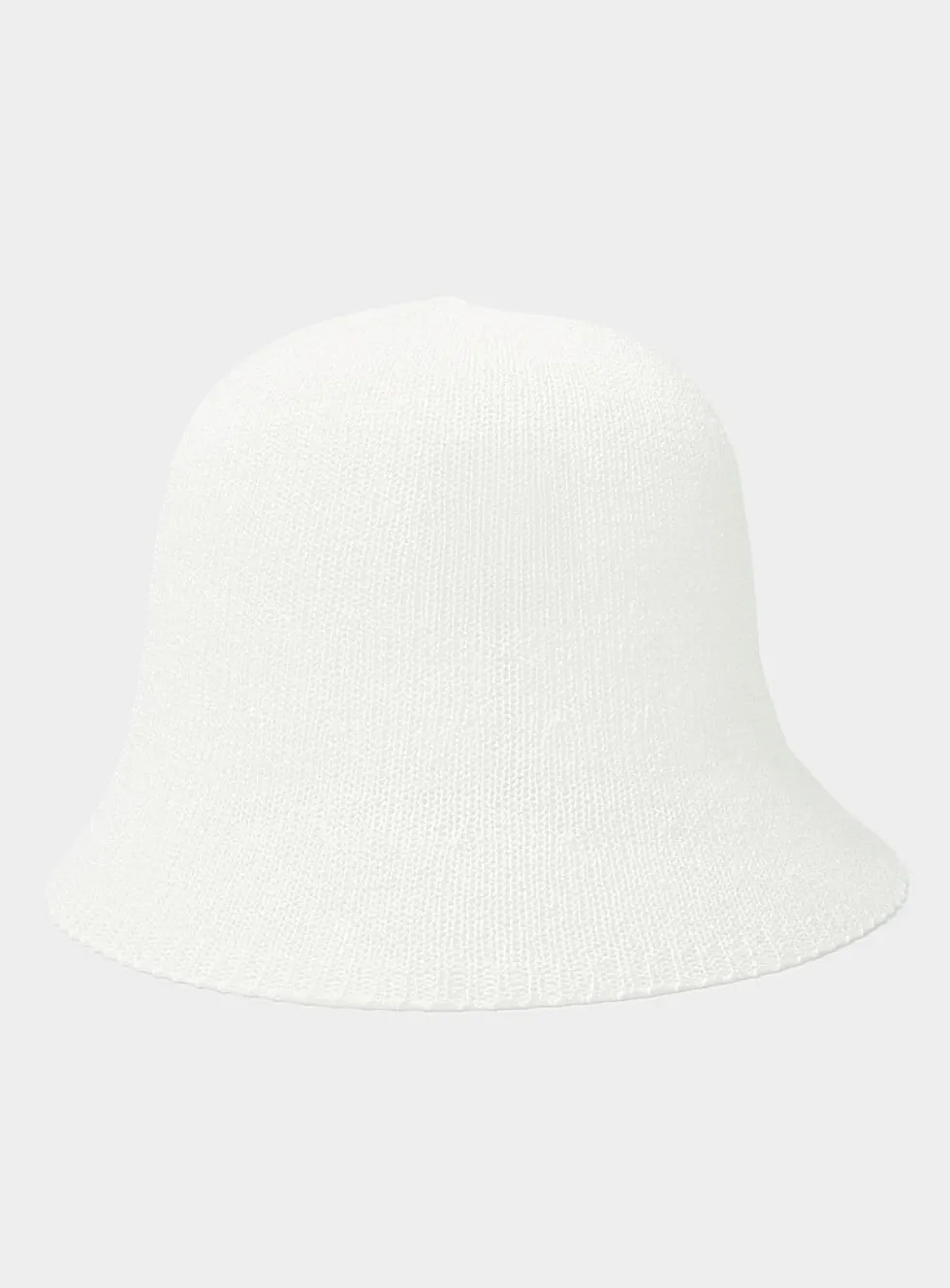 Fine straw bell
