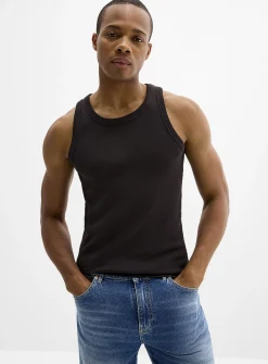 Finely ribbed stretch tank