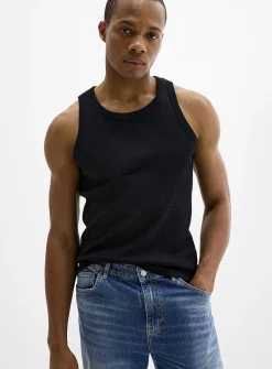 Finely ribbed stretch tank