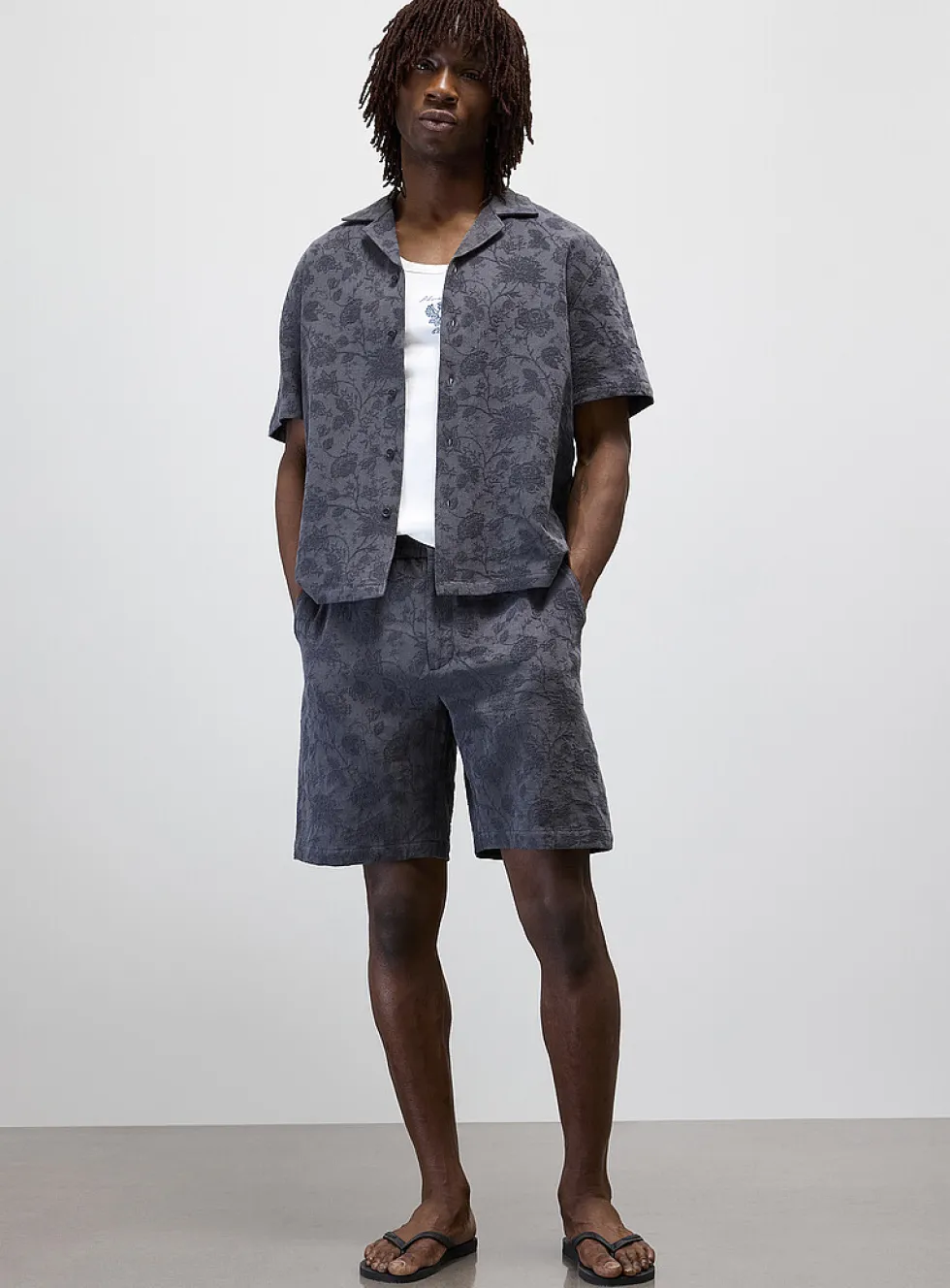 Floral jacquard short