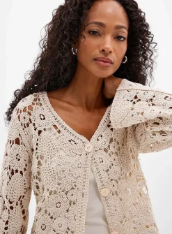 Floral pattern crocheted cardigan