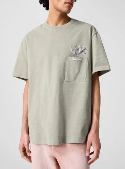Floral print pocket and back T-shirt