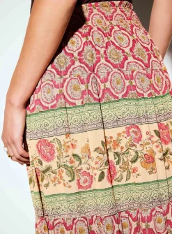 Floral tapestry flared skirt