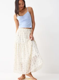 Flowers and embroidery maxi skirt