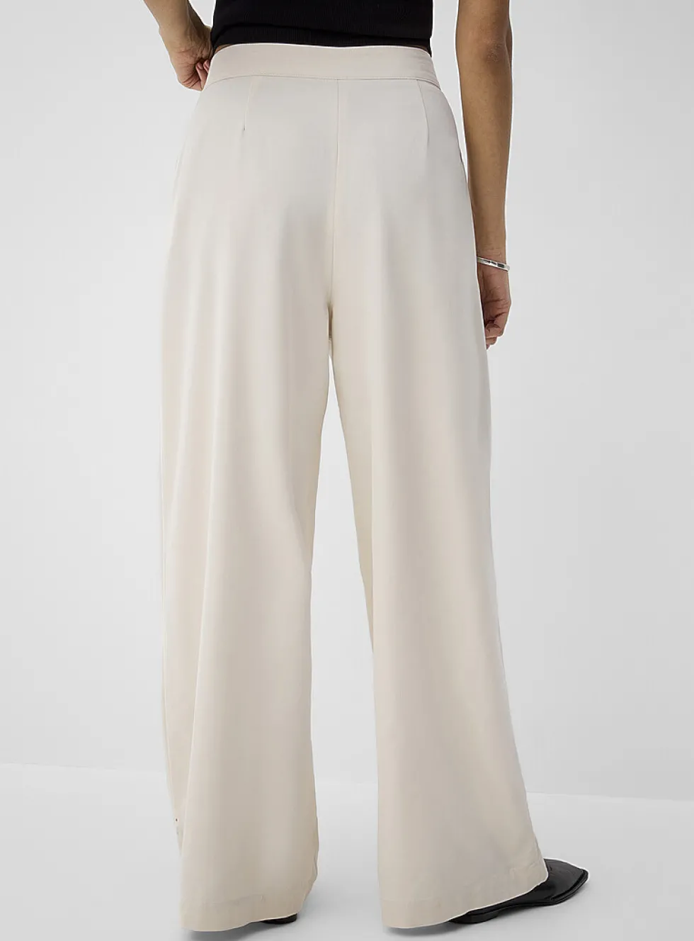 Flowing two-belt wraparound pant